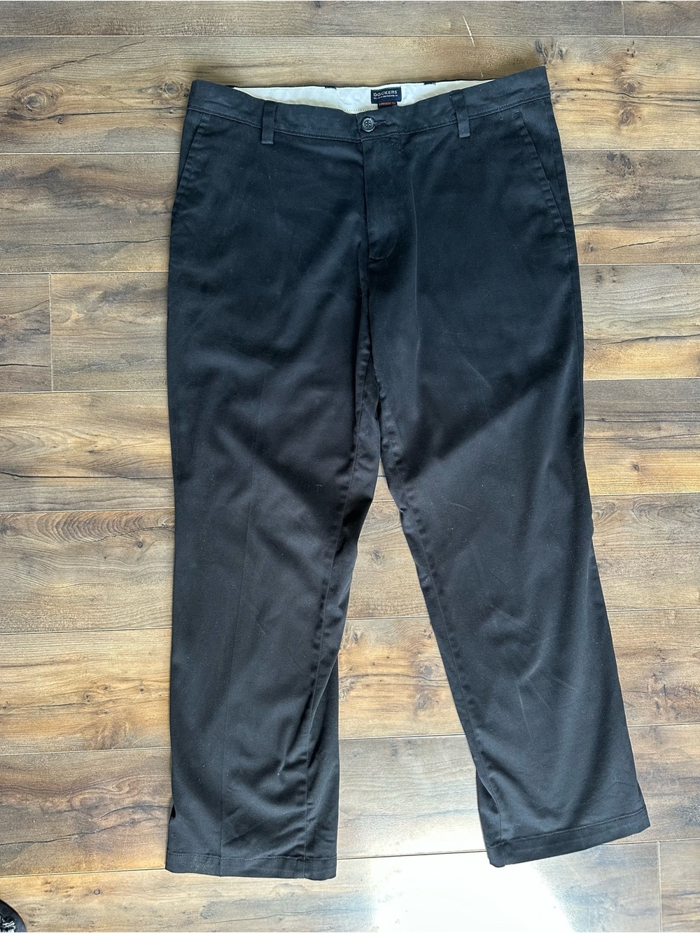 Dockers Black Straight Fit Pants 36x30 Stretch Business Casual Chinos